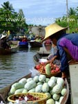 Photo of Tha Kha floating market