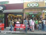 Shopping in Siam Square Bangkok